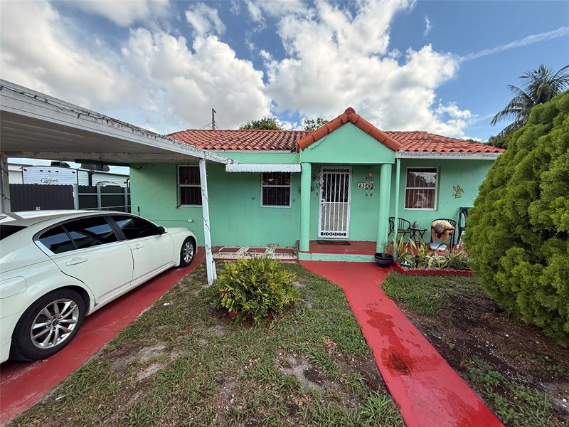 2377 NW 84th St