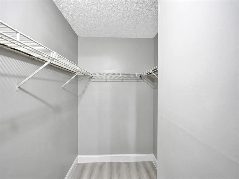 Photo: 26 of 47
