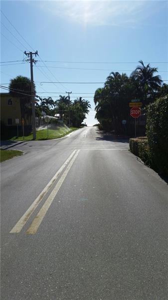 Photo: 24 of 25