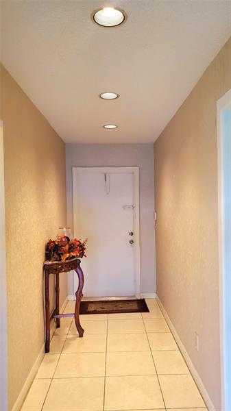 Photo: 20 of 81