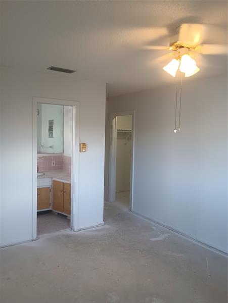 Photo: 16 of 22