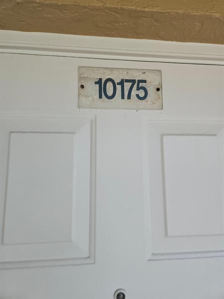 Photo: 10 of 10