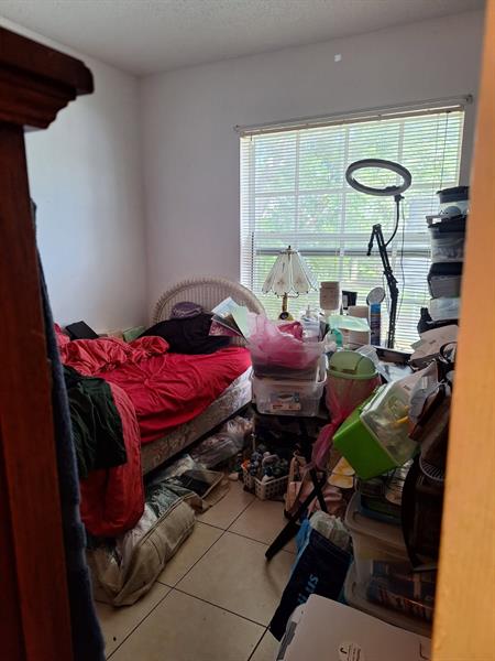 Photo: 5 of 6