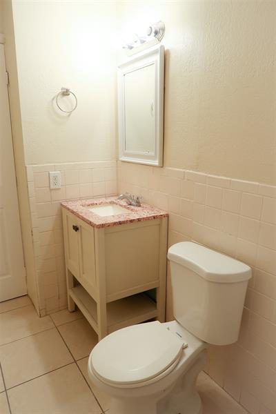 Photo: 6 of 7