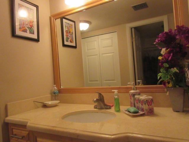 Photo: 16 of 24