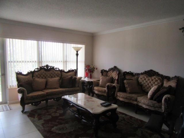 Photo: 7 of 24