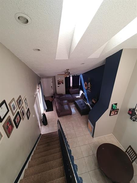 Photo: 18 of 24