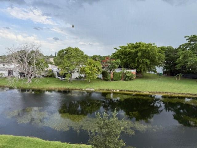 Photo: 8 of 49