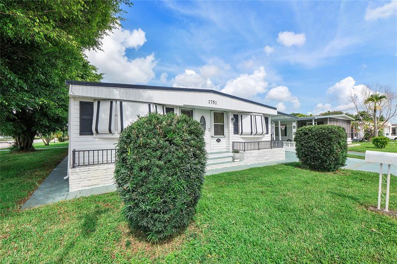 1751 SW 83rd Ter
