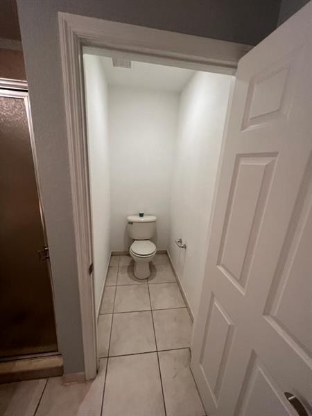 Photo: 17 of 25