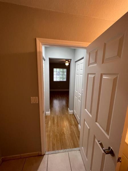 Photo: 6 of 25