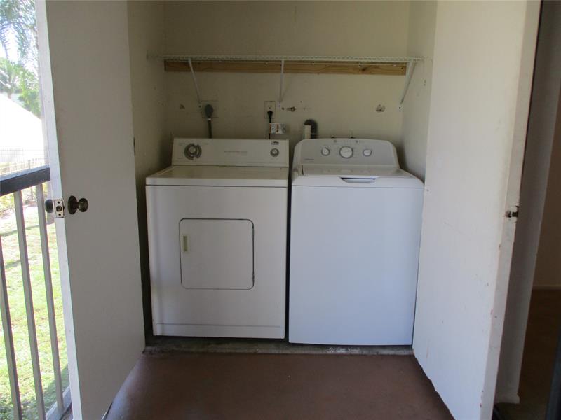 Photo: 20 of 25