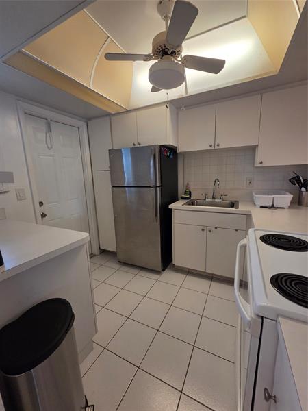 Photo: 20 of 25