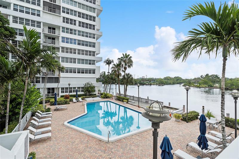 1160 N Federal Hwy #1020