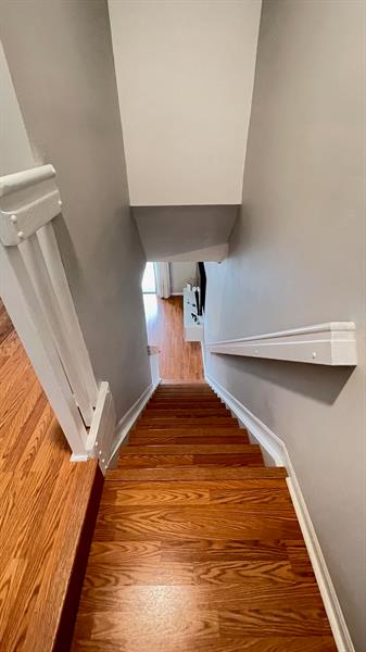 Photo: 14 of 24