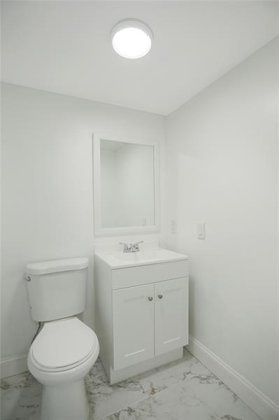 Photo: 7 of 21