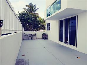 Photo: 3 of 30