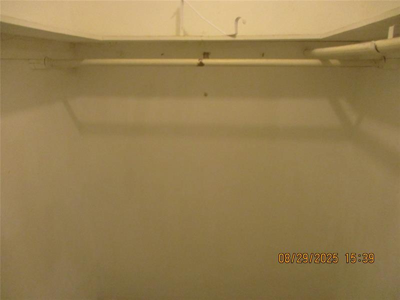 Photo: 19 of 21