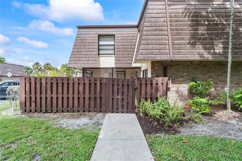2515 NW 99th Ave