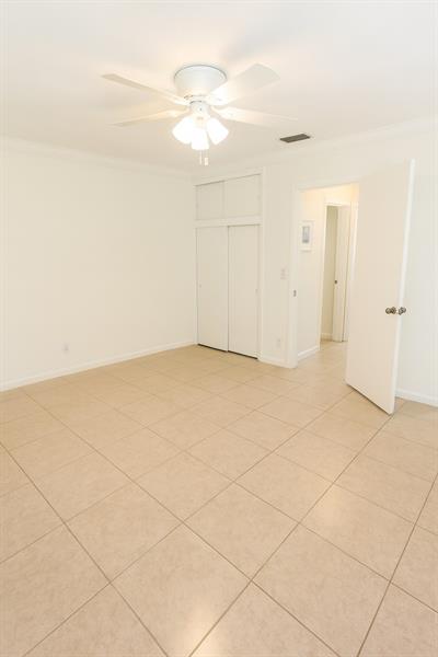 Photo: 4 of 5