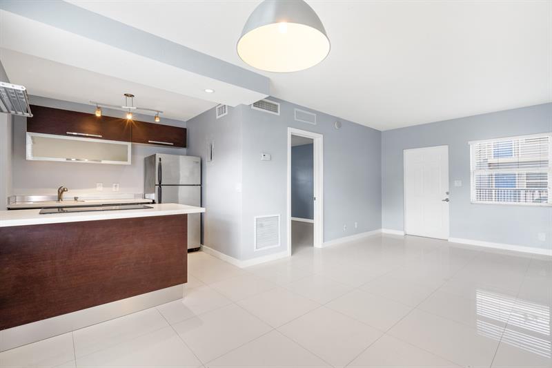 416 NE 15th Ave #14