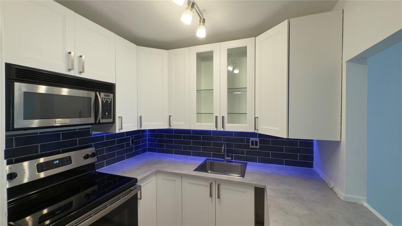 251 S Cypress Rd #127