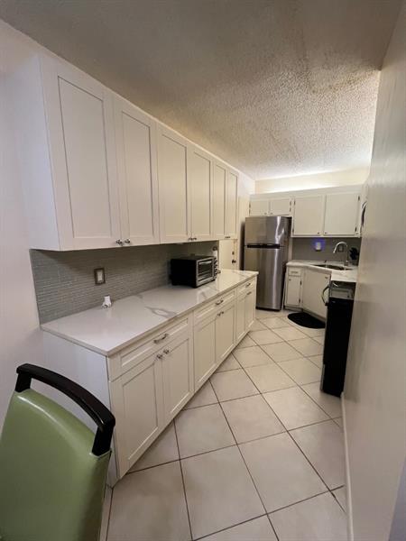 649 W Oakland Park Blvd #103A