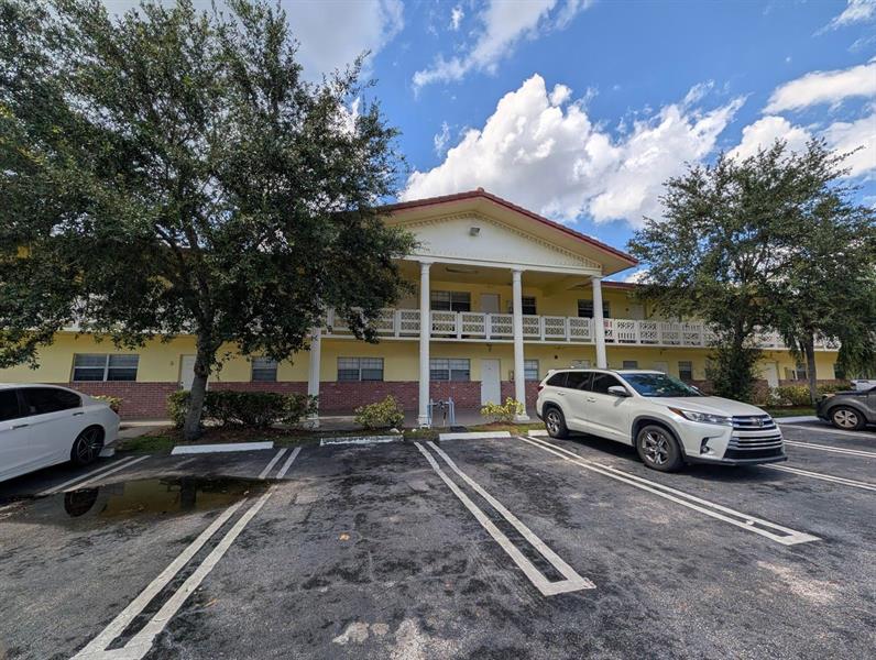 3800 Riverside Dr #5