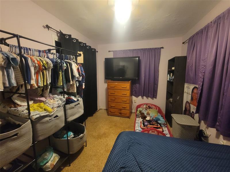 Photo: 19 of 21