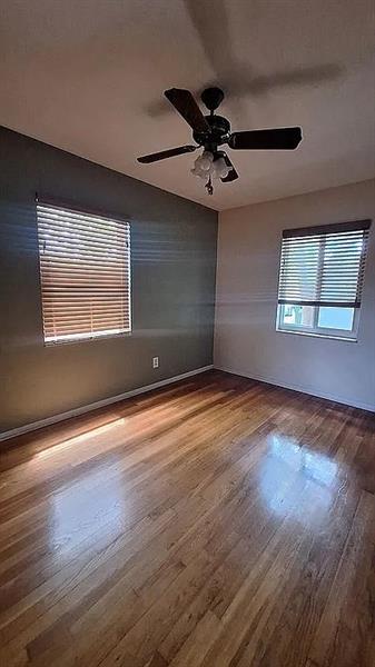 Photo: 19 of 22