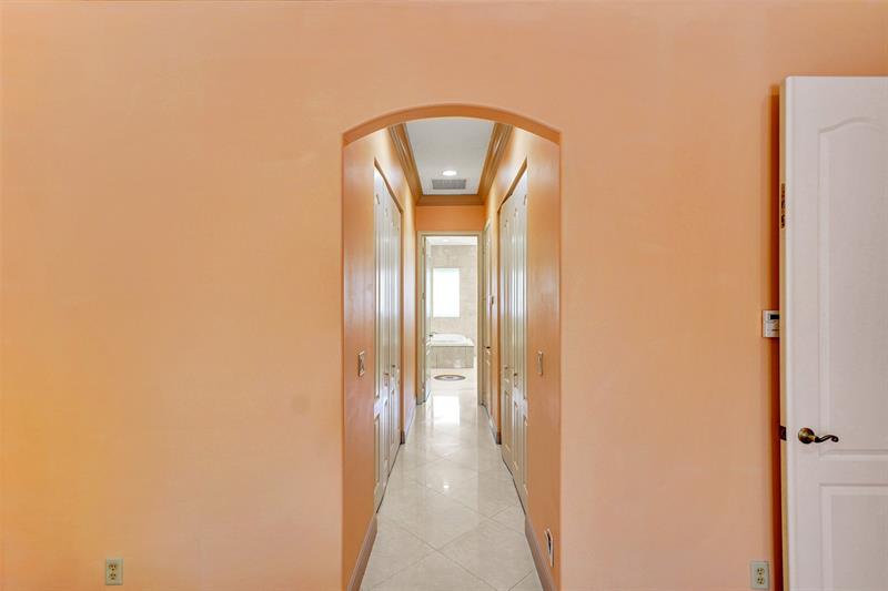 Photo: 80 of 91