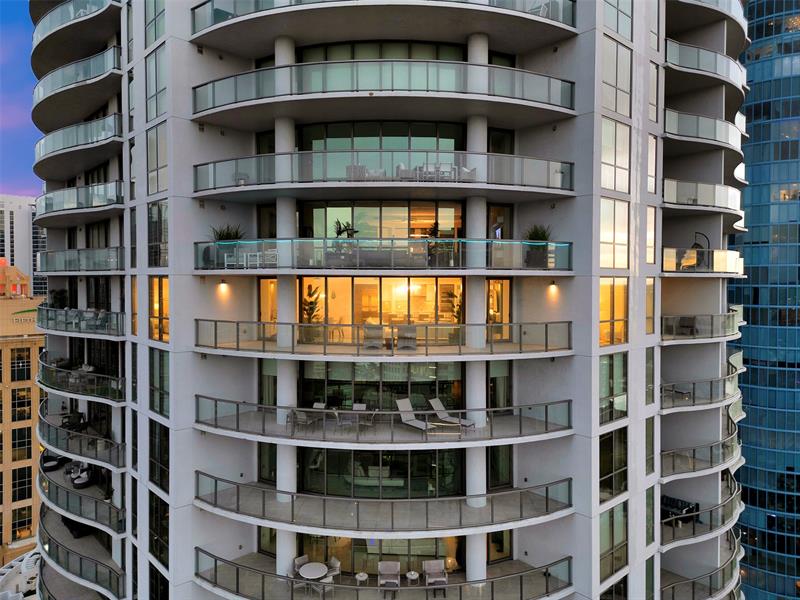 100 E Las Olas Blvd #2803