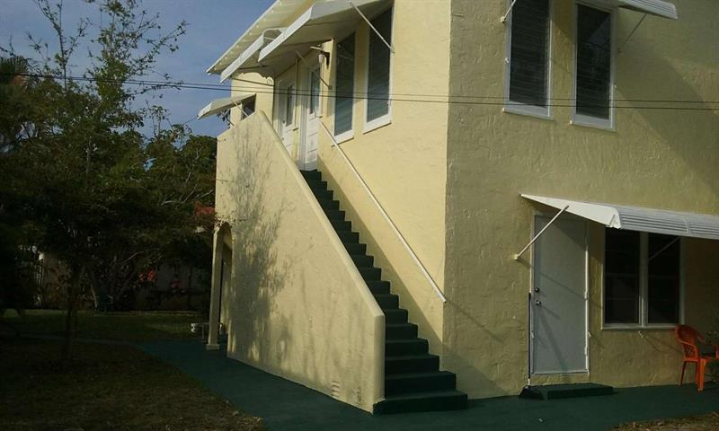 Photo: 9 of 9