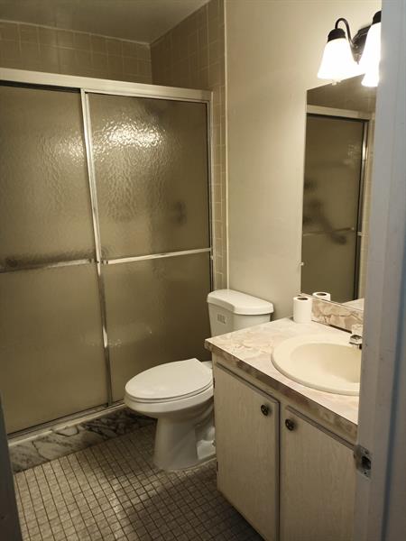 Photo: 14 of 22