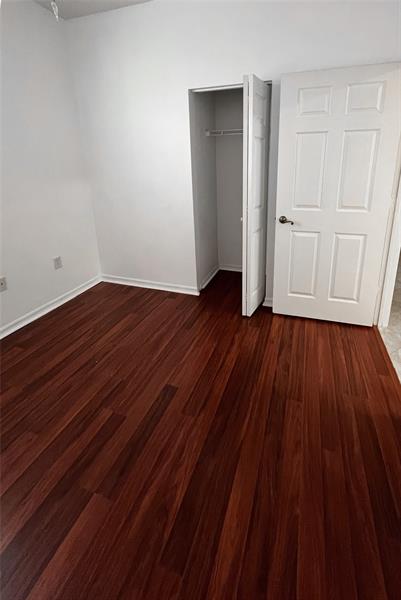 Photo: 8 of 21