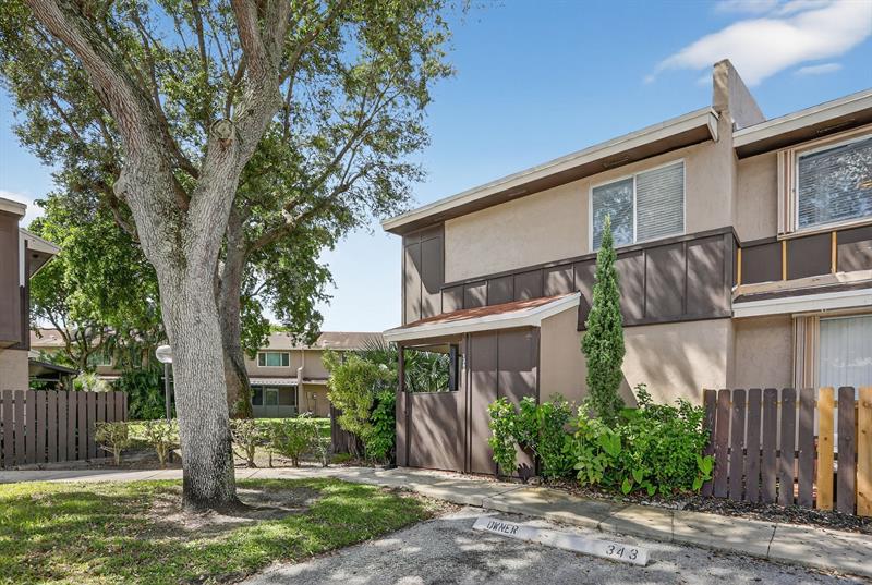 1343 Sussex Dr Image