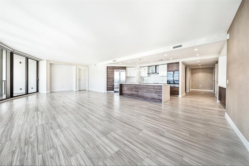 100 E Las Olas Blvd #3403