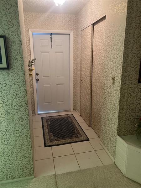 Photo: 5 of 23