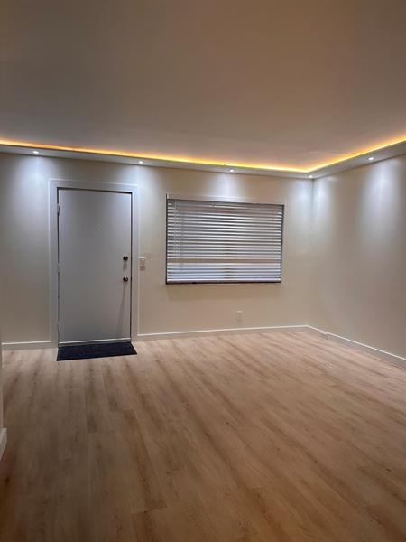 850 SW 133rd Ter #205B Image