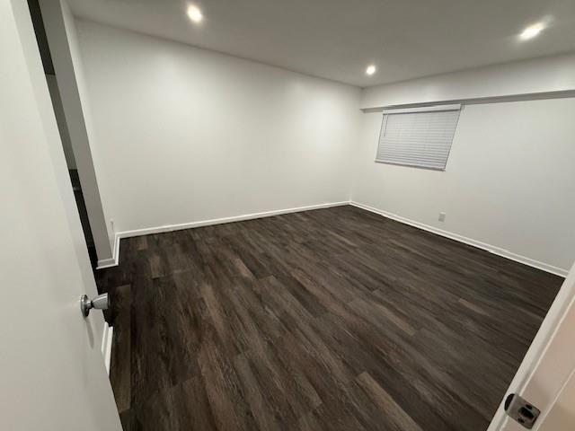 Photo: 13 of 26