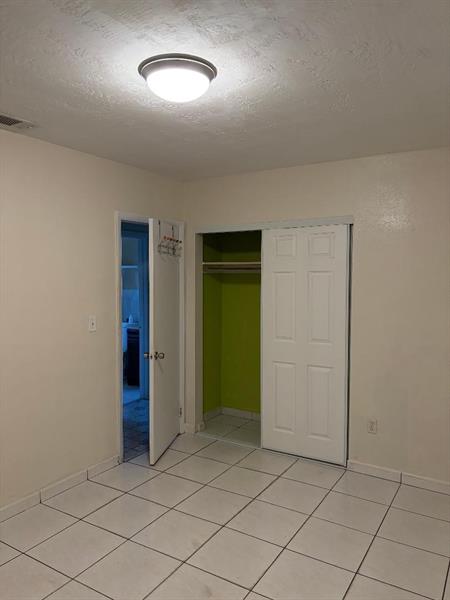 Photo: 16 of 22