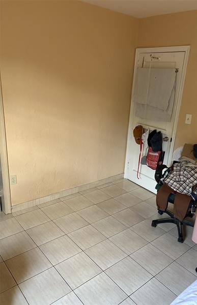 Photo: 6 of 8