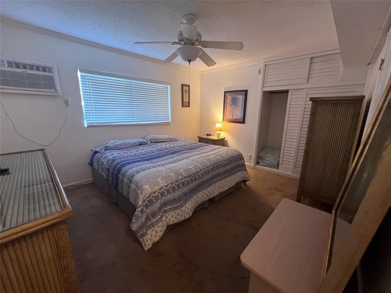 Photo: 20 of 21