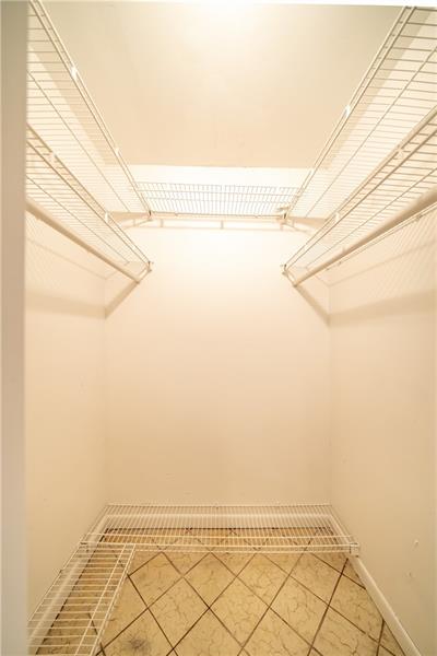 Photo: 17 of 58