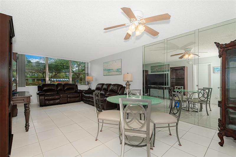 1300 Saint Charles Pl # L20 Pembroke Pines #L20 Image