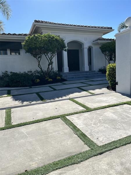 2520 Laguna Ter