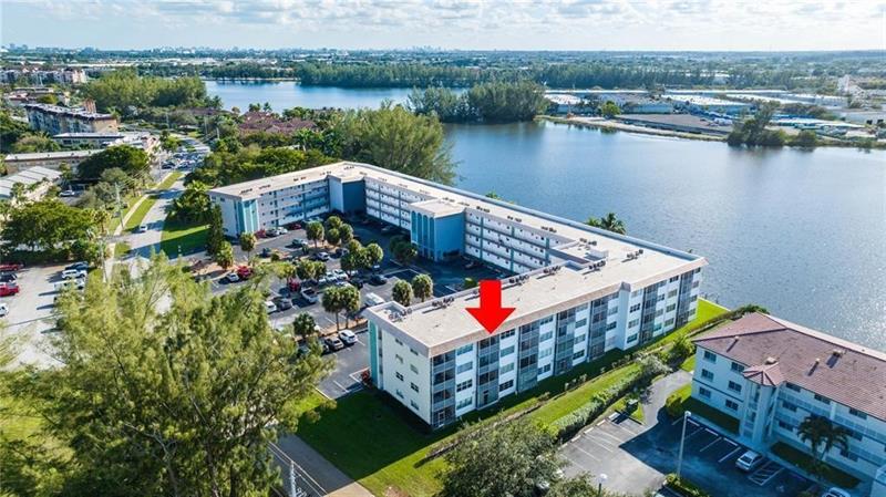 4311 Crystal Lake Dr #421 Image