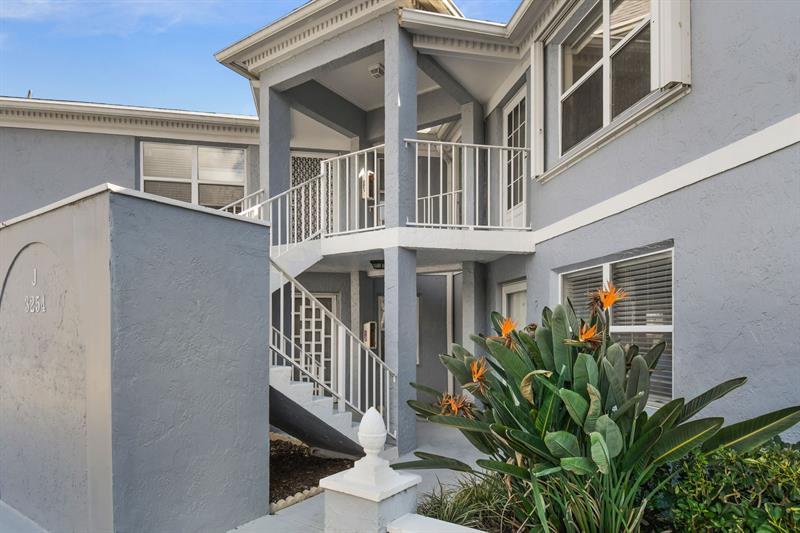 3254 SE Aster Ln #J240