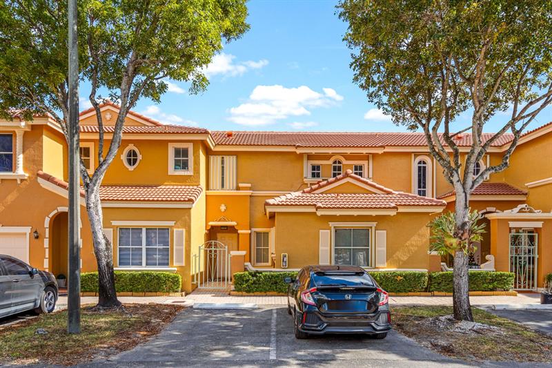 8520 NW 139th Ter #1602