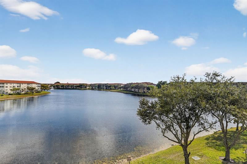 13100 SW 11th Ct #407 Image